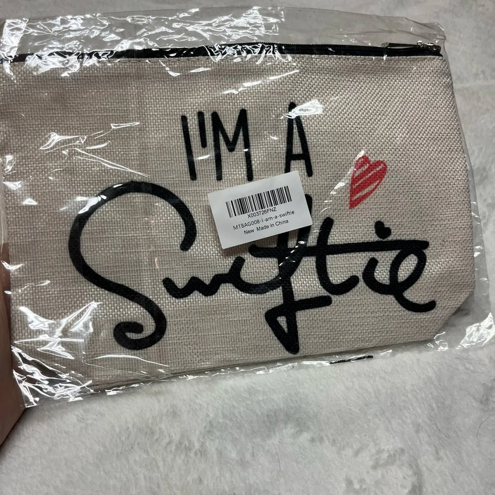 I'm A Swiftie New Makeup Pouch